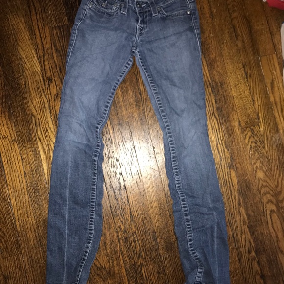 Sold - Picture 2 of 3